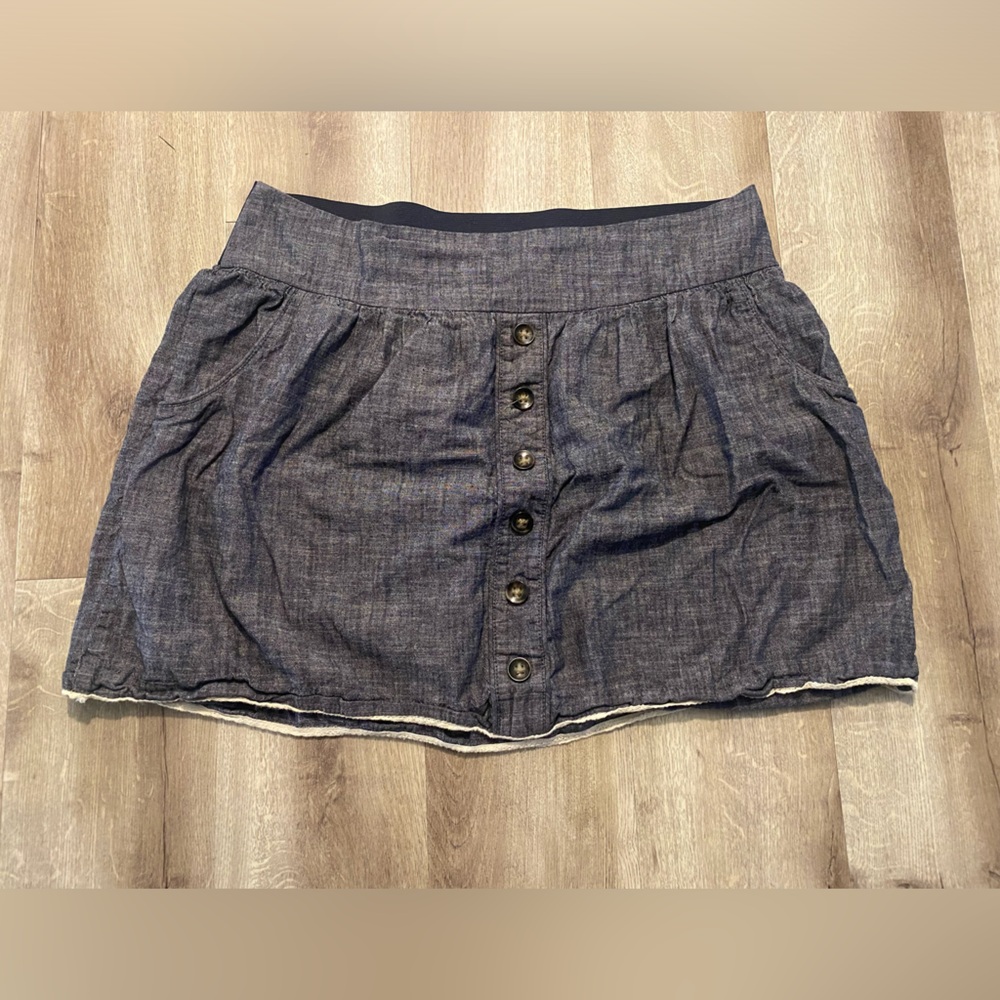 Maurice’s stretch ruffled button down denim skirt size L